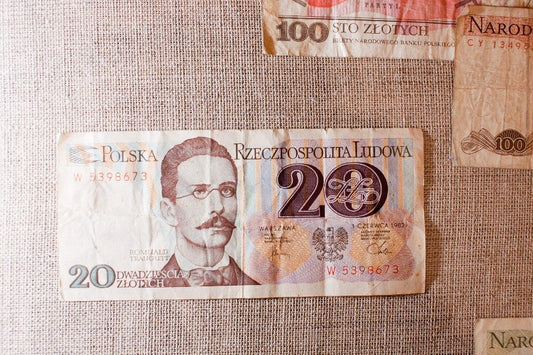 Banknoty PRL: Od sztuki do polityki, historia zapisana na papierze